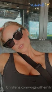 Yogawithemily - On my way to the gym