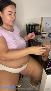 Chubbyprincess_98 - Plussize pink Barbie