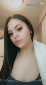 Biancakockofficial - sucking on my titties because i love my puffy lil