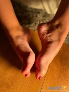 Barefootbaby1 - What a long day Who wants some customs tonight