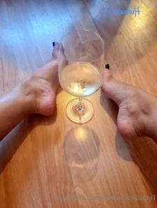 Barefootbaby1 - Wrinkled soles after a long bath Foot rub needed