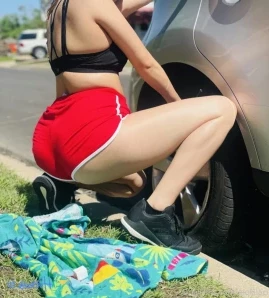 Aiokilaci - Cum say Hello I just moved And need some company https