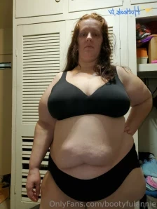 Bootyfulannie - Fun in the new outfit Sorry about the dryer going in