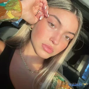 Movewithmikayla - How s your day been