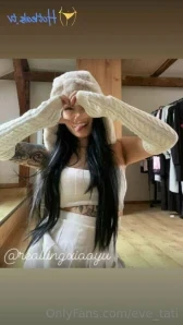 Eve_tati - 𝐄𝐯𝐞𝐫 𝐛𝐞𝐞𝐧 𝐦𝐢𝐥𝐤𝐞𝐝