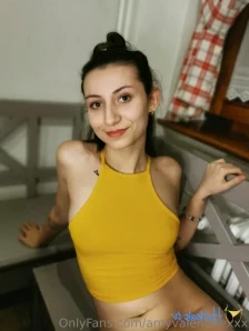 Amyvalentinexxx - REBECCA_MONTANA I m naughty girl who likes to go to