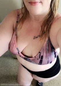 Peachocean - Momma needs a new toy daddy Tip me so I can buy it I want