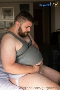 Gutgrowing - Throwback to a hotel in LA Photographed by Xjock385