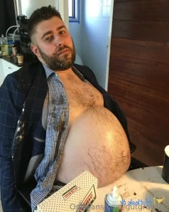 Gutgrowing - Tight clothes 2017 Belly play and verbal