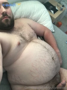 Gutgrowing - Tight clothes 2017 Belly play and verbal