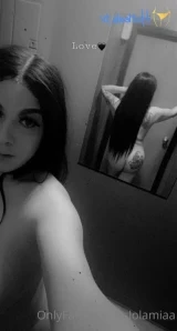 Tslolamiaa - I know I been M I A But I m back My mom passed away and