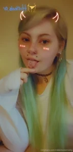 Nikkimonstrosity - Pink