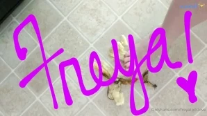 Freyafootlove - Take a good look DM to buy pic Custom pics and videos 