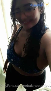 Nebulanoctambula - Hoy tengo hot cakes esperando ---- Today I have hot