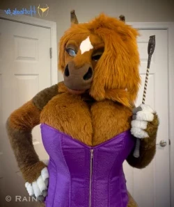 Rain_horsie - I mostly post fursuit stuff but to change things up