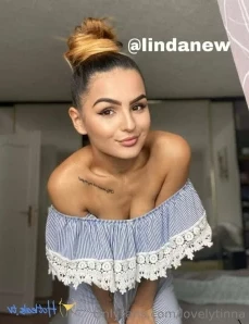 Lovelytinnaxo - Want to see my tiny pussy in action