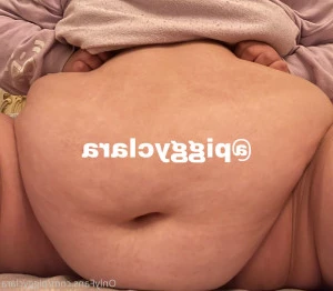 Piggyclara - Big big booty