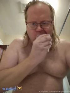 Jenniferpieclown - This is the outfit I wore last week to the kink