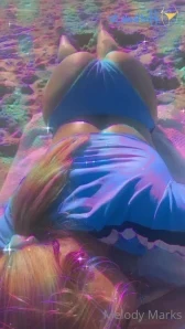 Melodymarksx - I m waiting in my DMs