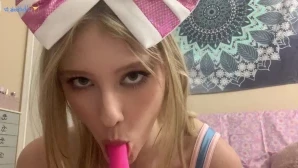 Melodymarksx - How s this for a sweet snack