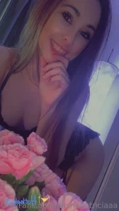 Alishapatriciaaa - Describe my ass in one word Messages with tips will