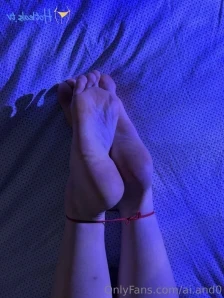 Ai.and0 - Rope is so tight could barely wiggle around What would you