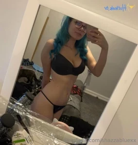 Shazzabluexx - Meow how doesn t love a sexy cat girl