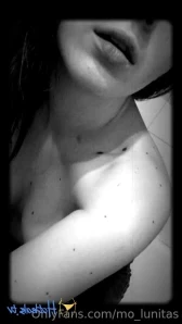 Mo_lunitas - Happy Wednesday