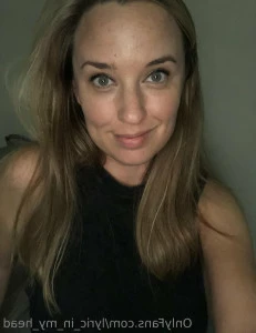 Lyric_in_my_head - Pink black red or just the bra top for NYE