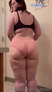 Friskyfreckle - Lovely lavender