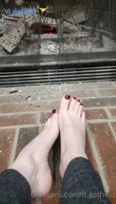 Ft.gothess - my full fishnets and platforms set to start off the day