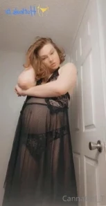 Cannagirl_t - Candid of me watching some of my favorite onlyfans peeps