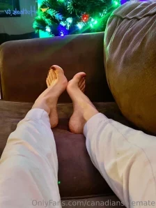Canadiansolemate - My soles are resting right in front of you in this