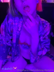 Divine-femme - jello anybody