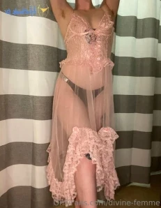 Divine-femme - Don t you wanna just crawl right in