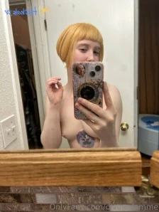 Divine-femme - i m all alone this valentine s day send me some well