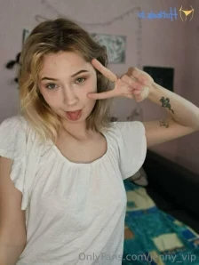 Jenny_vip - My cute boobs have grown again