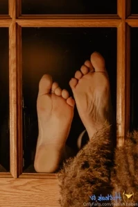 Feetish.babes - I am very proud of this shoot We bought some ankle