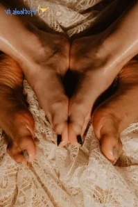 Feetish.babes - We really like wearing white socks It creates a nice