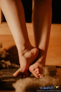 Feetish.babes - I am very proud of this shoot We bought some ankle