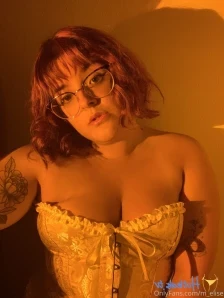 M_elise - wish there was something under me