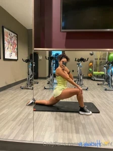 Babyvictoria444 - Don t forget to cum with me before you go to bed