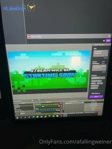 Afallingweiner - Straight bumming it at work anyone wanna keep me