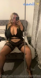 Bustyhollyfree - Goodnight wish you were here Tip 5 for the topless