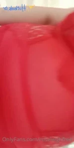 Roseleighfree - It s my 27th birthday guys Anyone that wants to buy me