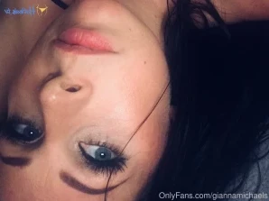 Giannamichaels - Late night N I m Thinking Of Youuuuu