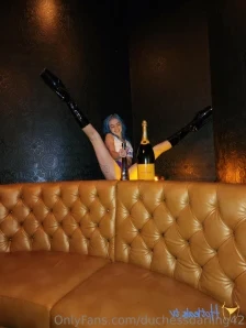 Duchessdarling42 - Incase anyone wants to know what goes on at the