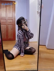 Somimi - Would you follow me in for a private performance just from me