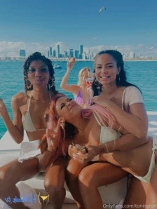 Teawithtori - Hi babes subscribe to my VIP page I m a lot more active part 2