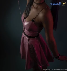 Hollyhellfree - https onlyfans com hollyhell